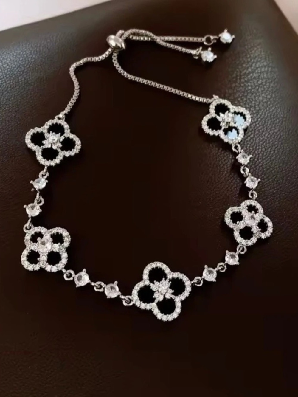 Floral Crystal Link bracelet in Silver